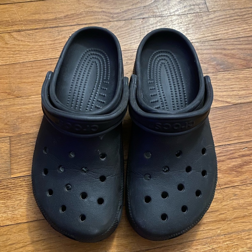 black crocs!